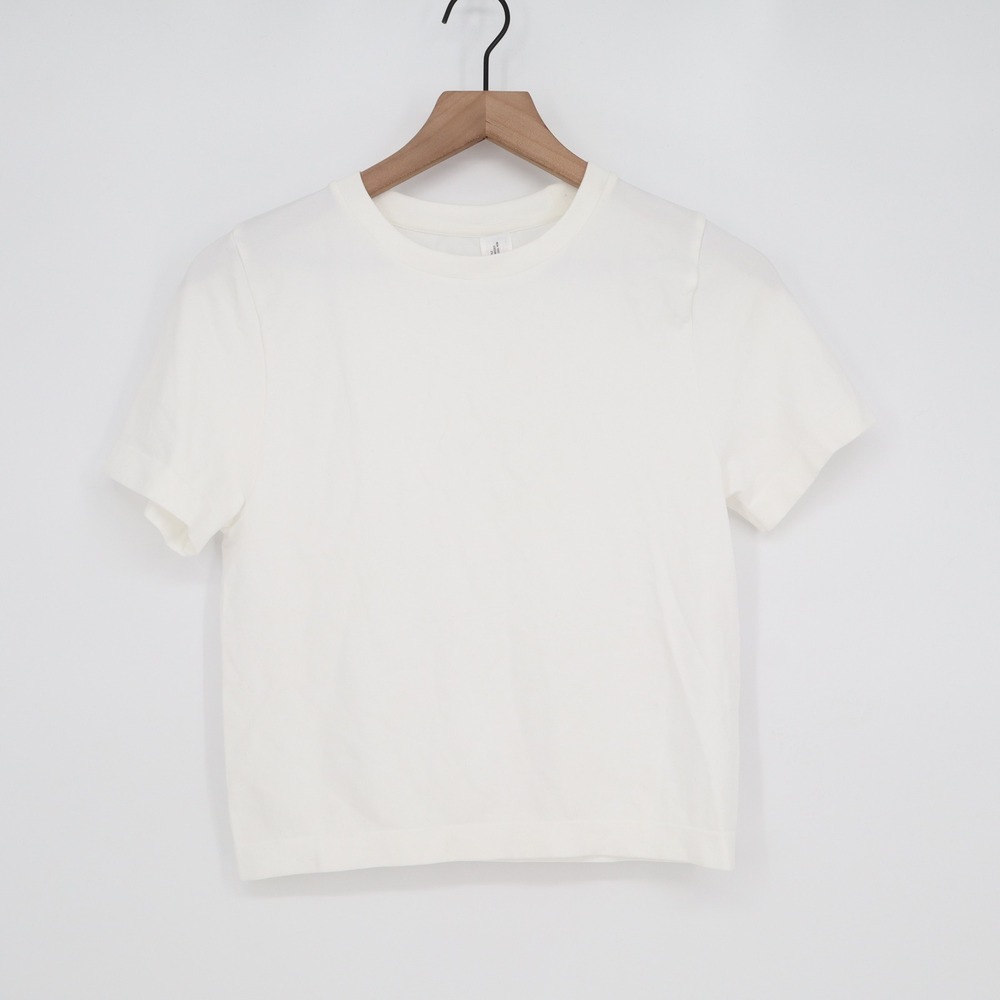 A New Day T-Shirt Womens Large Short Sleeve Cream Spandex Slim Fit Excellent